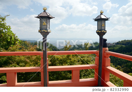 護孫子寺　本堂舞台からの風景　奈良県生駒郡 82332990