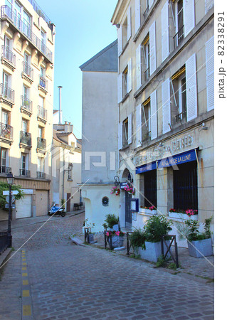 パリの裏道り パリの裏道り 82338291