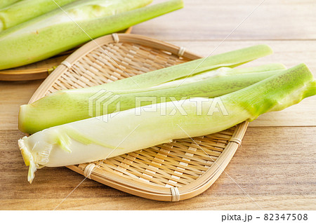 秋の味覚　マコモダケ 82347508