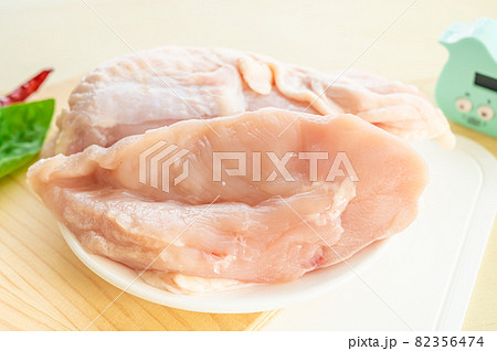 鶏のむね肉 鶏のむね肉 82356474