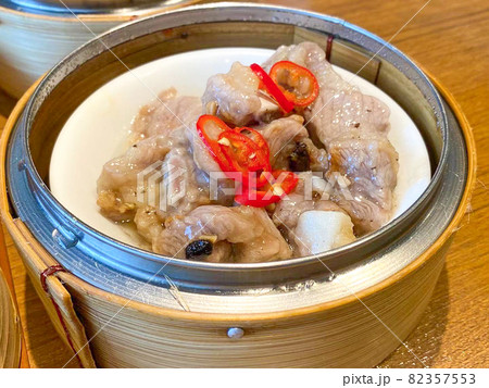香港飲茶・豚スペアリブの豆鼓蒸し 香港飲茶・豚スペアリブの豆鼓蒸し 82357553