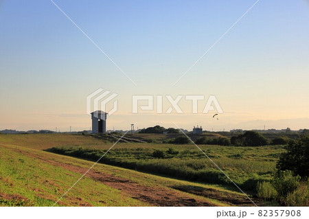 渡良瀬遊水地の水門／栃木県栃木市 82357908