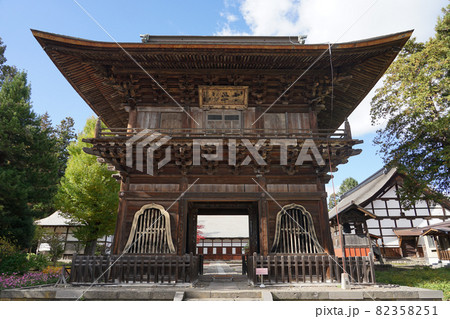 長勝寺 三門（青森県弘前市） 82358251
