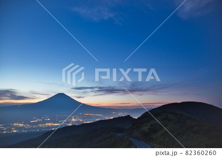 夕焼けの富士山 夕焼けの富士山 82360260