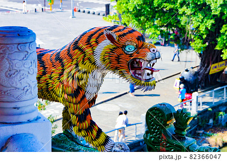 高雄の蓮池潭 龍虎塔の虎 台湾 高雄の蓮池潭 龍虎塔の虎 台湾 82366047