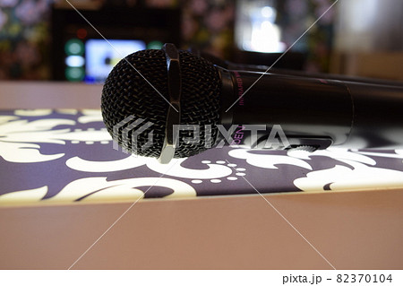 カラオケイメージ カラオケイメージ 82370104