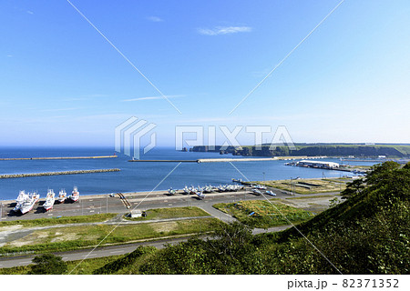 道東の小さな港 落石漁港 と落石の町 道東の小さな港 落石漁港 と落石の町 82371352