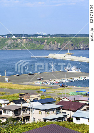 道東の小さな港 落石漁港 と落石の町 道東の小さな港 落石漁港 と落石の町 82371354