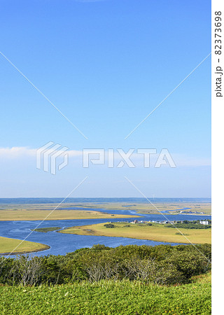 北海道 琵琶瀬展望台より霧多布湿原望む 北海道 琵琶瀬展望台より霧多布湿原望む 82373698