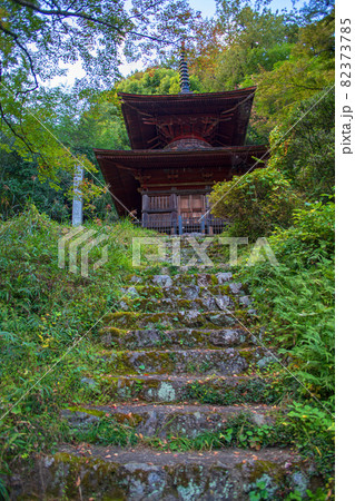 金鑚神社 多宝塔 秋の風景 金鑚神社 多宝塔 秋の風景 82373785