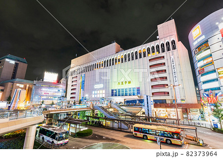 東京　八王子駅北口　夜景 82373964