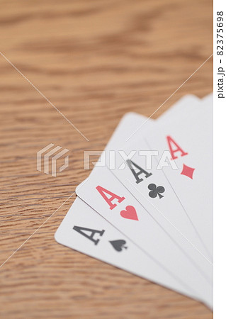 トランプゲーム 82375698