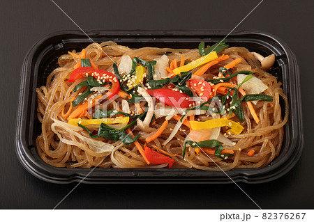 韓国料理のチャプチェ 82376267