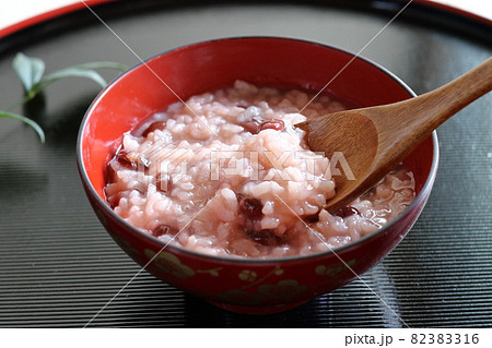 小豆粥 小正月に手作りで 小豆粥 小正月に手作りで 82383316