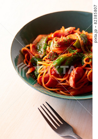 お家で作るケチャップたっぷり昭和の喫茶店メニュー・ナポリタンスパゲッティ 82385807