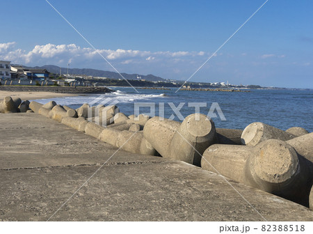 茨城県日立市　河原子港の防波堤 82388518