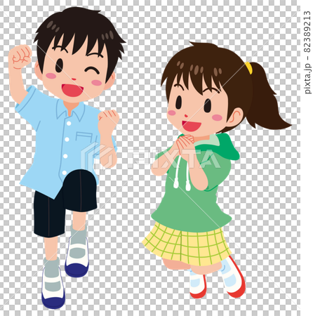 小學男生女生蹦蹦跳跳 82389213