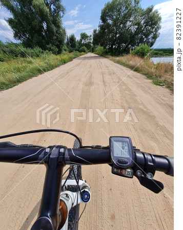 bicycle wheel on gravel 82391227