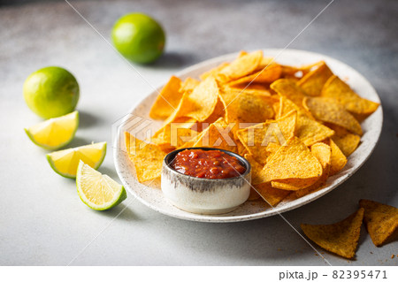 bowl of nachos chips bowl of nachos chips 82395471