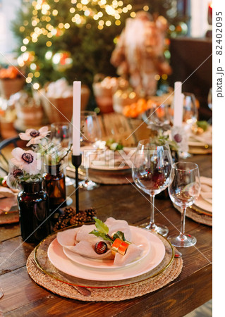 new year table decor restaurant festive party 82402095