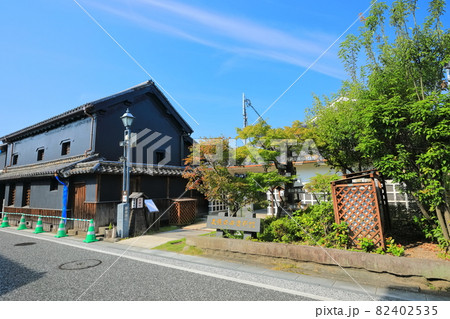 【大分県】快晴下の豆田の町並み（日田市） 82402535