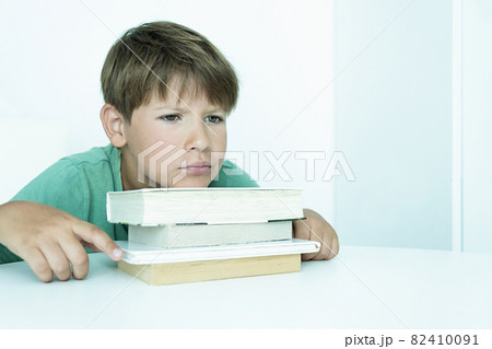 Sad 82410091