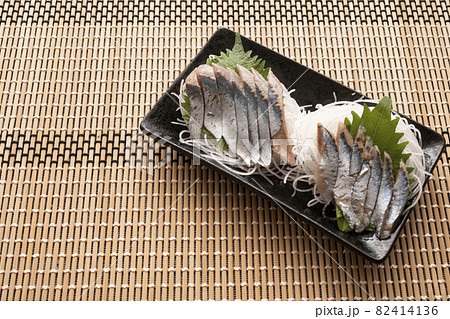秋刀魚の刺身 82414136