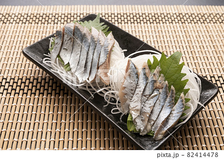 秋刀魚の刺身 秋刀魚の刺身 82414478