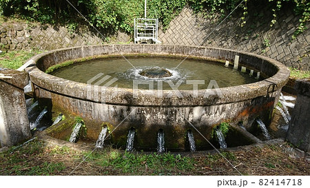 うそのくち円形分水 82414718