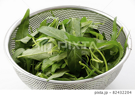 空心菜の葉 下ごしらえ 82432204