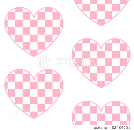 Vector seamless pattern of pink heart with chess 82434555