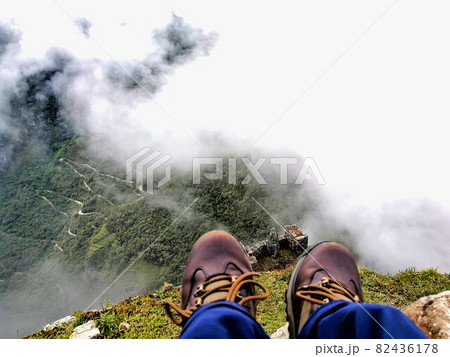 マチュピチュ内の最も高い山からの一望 82436178