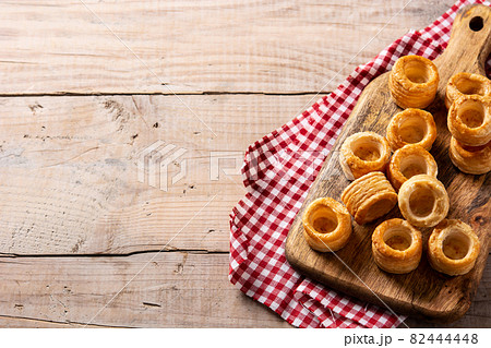 Traditional English Yorkshire pudding Traditional English Yorkshire pudding 82444448