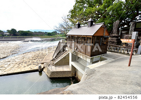 山田堰 筑後川 世界かんがい施設遺産 傾斜堰床式石張堰 福岡県朝倉市 山田堰 筑後川 世界かんがい施設遺産 傾斜堰床式石張堰 福岡県朝倉市 82454556