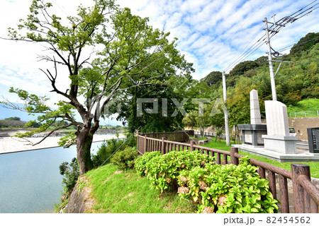 山田堰 筑後川 世界かんがい施設遺産 傾斜堰床式石張堰 福岡県朝倉市 山田堰 筑後川 世界かんがい施設遺産 傾斜堰床式石張堰 福岡県朝倉市 82454562