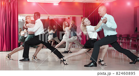 People dancing Argentine tango People dancing Argentine tango 82460895