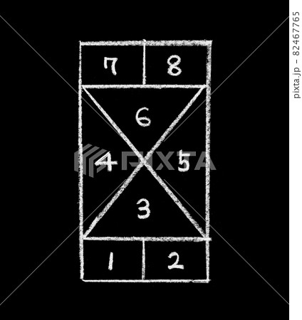 線 遊び 白 82467765