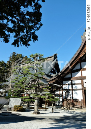 初冬の恵林寺 82468566