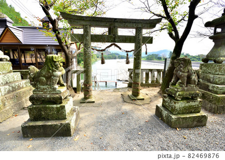 山田堰　水神社　筑後川　世界かんがい施設遺産　傾斜堰床式石張堰　福岡県朝倉市　 82469876