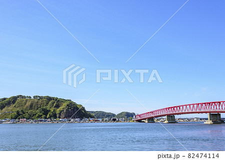 北海道 東部 厚岸の海と橋と町 北海道 東部 厚岸の海と橋と町 82474114
