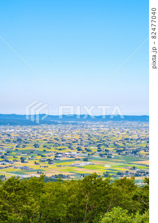 散居村展望広場から砺波平野の眺め 82477040