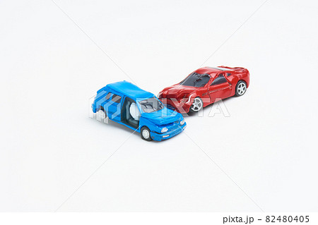 交通事故 82480405