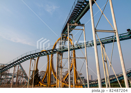 北朝鮮・万景台遊園地のジェットコースター 82487204