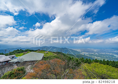 【第66番札所】雲辺寺　毘沙門天展望台からの眺望【四国八十八箇所】 82498218