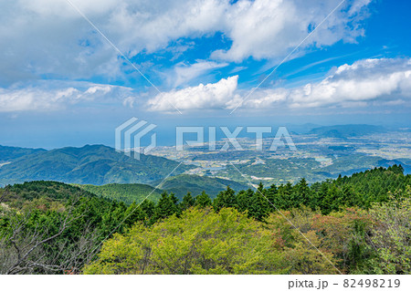 【第66番札所】雲辺寺 毘沙門天展望台からの眺望【四国八十八箇所】 【第66番札所】雲辺寺 毘沙門天展望台からの眺望【四国八十八箇所】 82498219