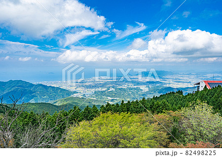 【第66番札所】雲辺寺　毘沙門天展望台からの眺望【四国八十八箇所】 82498225