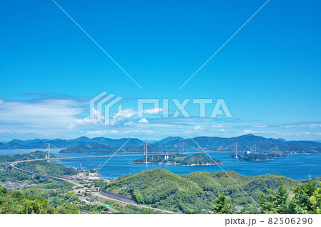 【近見山展望台より しまなみ海道を一望】 愛媛県今治市近見町 【近見山展望台より しまなみ海道を一望】 愛媛県今治市近見町 82506290
