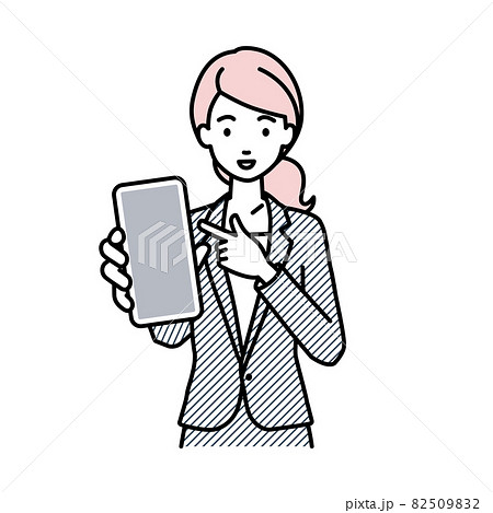 立ってスマートフォンを指差してこちらに向けて見せているスーツの女性 立ってスマートフォンを指差してこちらに向けて見せているスーツの女性 82509832