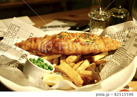 伝統のフィッシュ&チップス 82515596