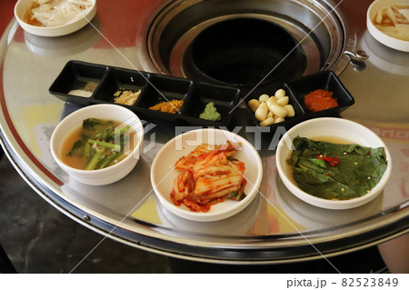 キムチ 味噌 おかず 82523849